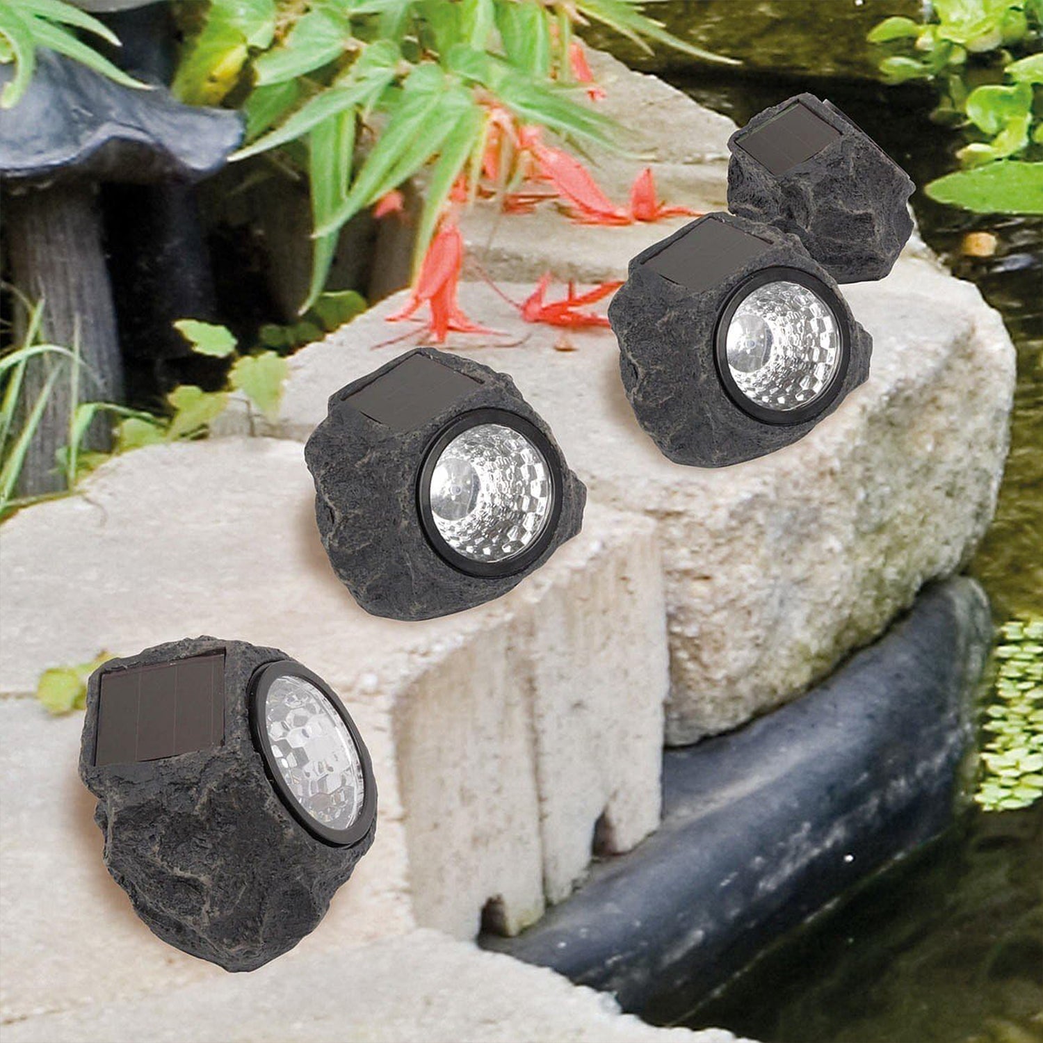Solar-powered LED rock light for outdoor pathways and gardens (1 piece)